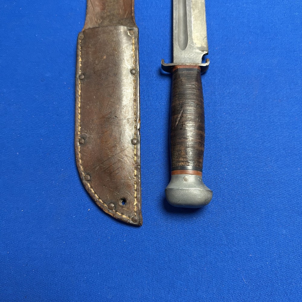 VINTAGEWORLD WAR II PAL KNIFE RH-36 WITH SHEATH