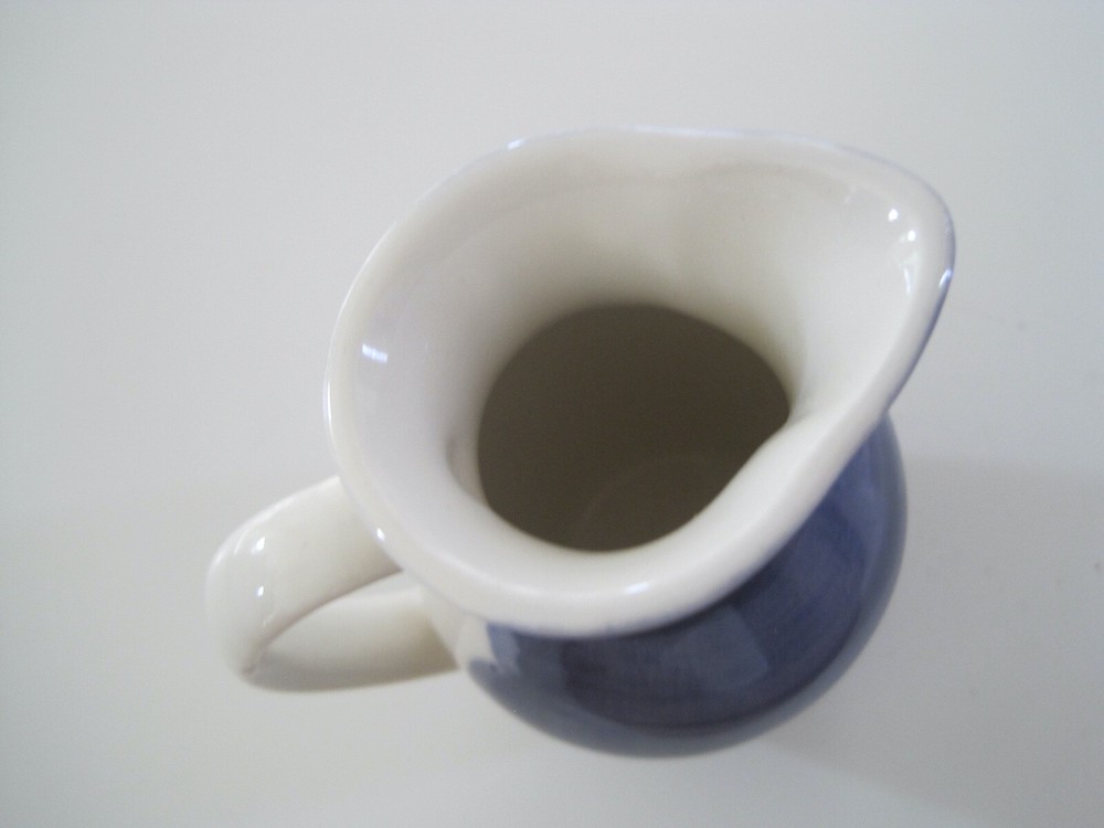 Ben Thomas Blue White Mini Pitcher 3.5" GUC No Chips Or Cracks