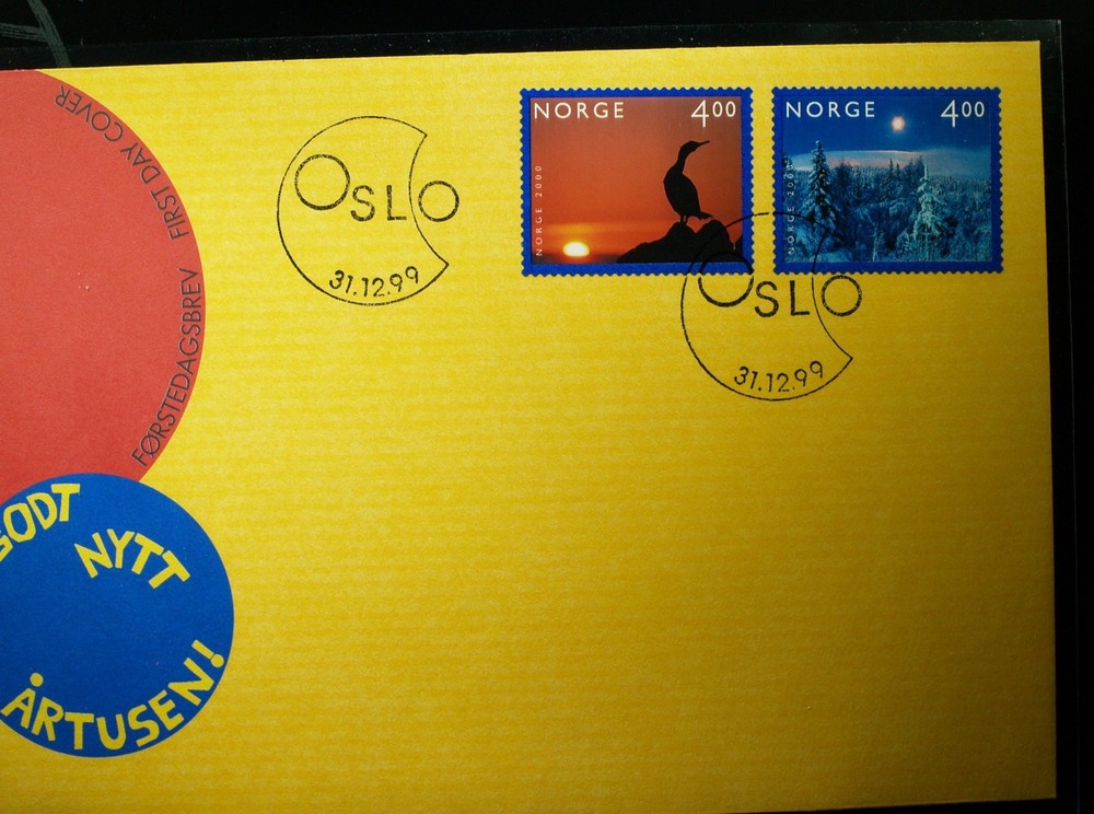 2000 Norway Millennium Stamp & Cover Folio - Complete - slight spine roll