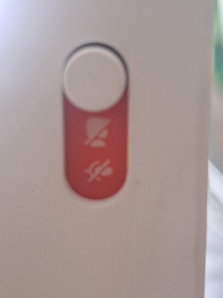 Facebook Portal (2nd Generation) Smart Speaker - White, 10”