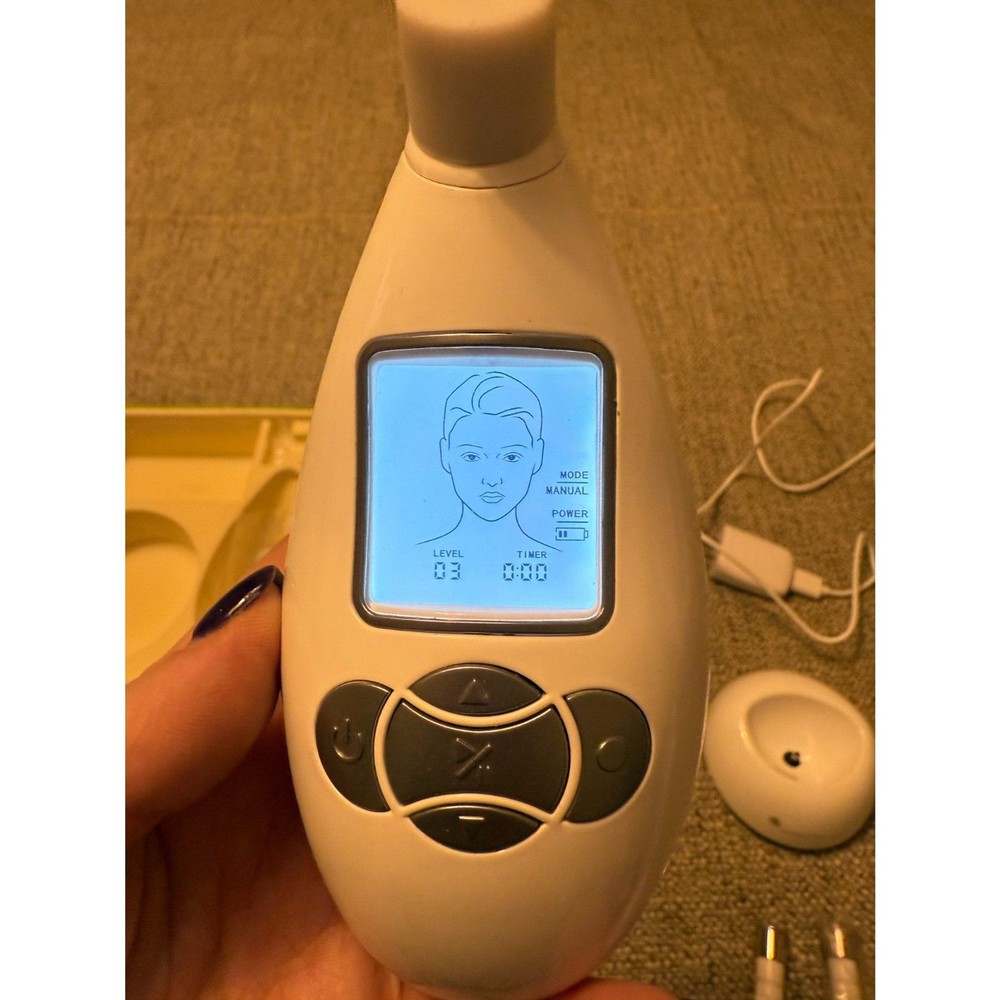 Microderm GLO Diamond Microdermabrasion Machine Suction Tool Exfoliator