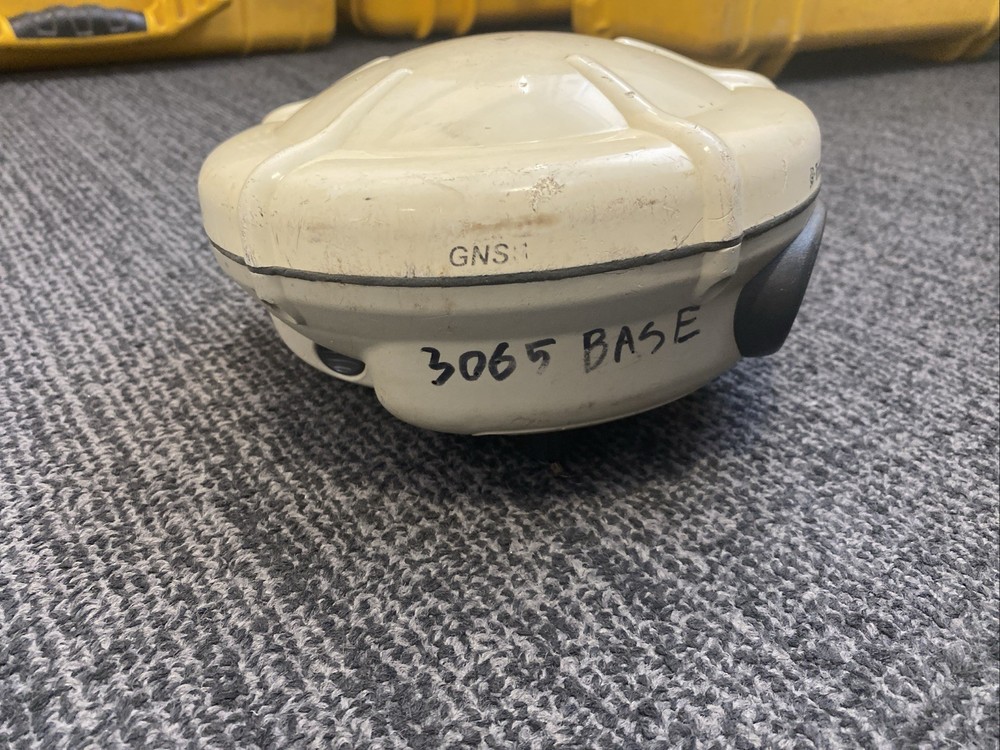 GNSS Receiver - Trimble R8 Model 2