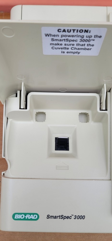 Bio-Rad - SmartSpec 3000 Spectrophotometer
