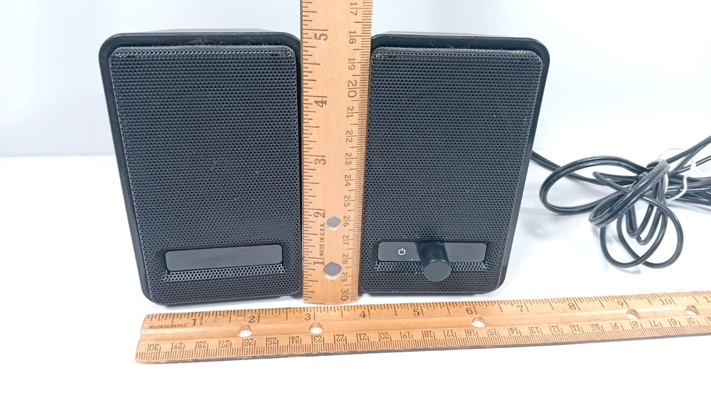 Amazon Basics A100 Multimedia Speakers Set Black