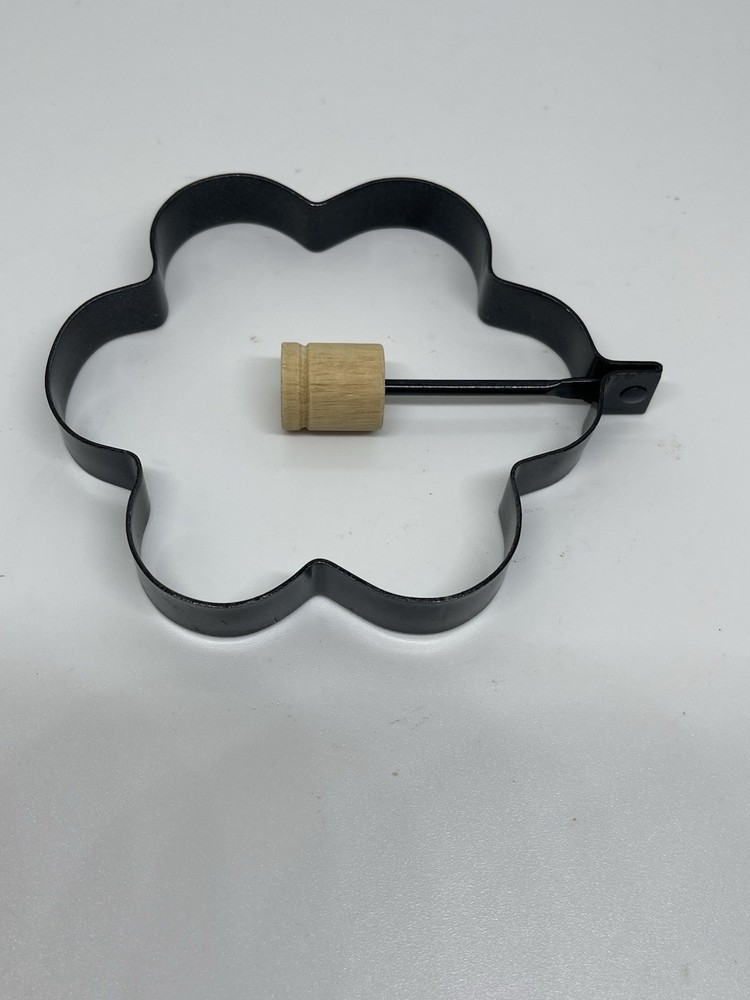 Flower Shaped Egg Mold/Pancake Mold