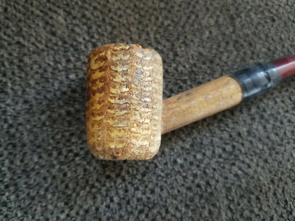 Vintage Corn Cob Tobacco pipe 5"