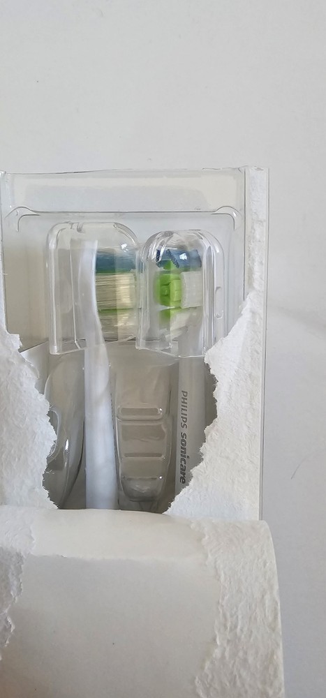 Philips Sonicare Replacement Heads Only 2 In Package