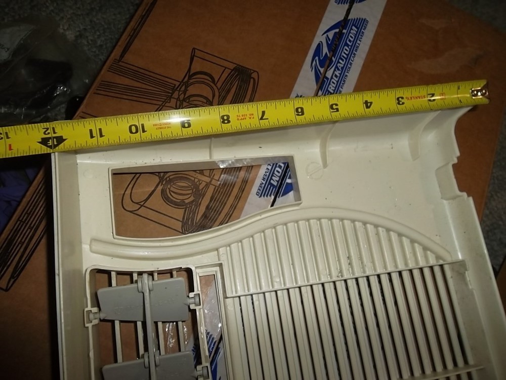 Fedders Ac model: A6X05F2A Front panel frame with Filter.