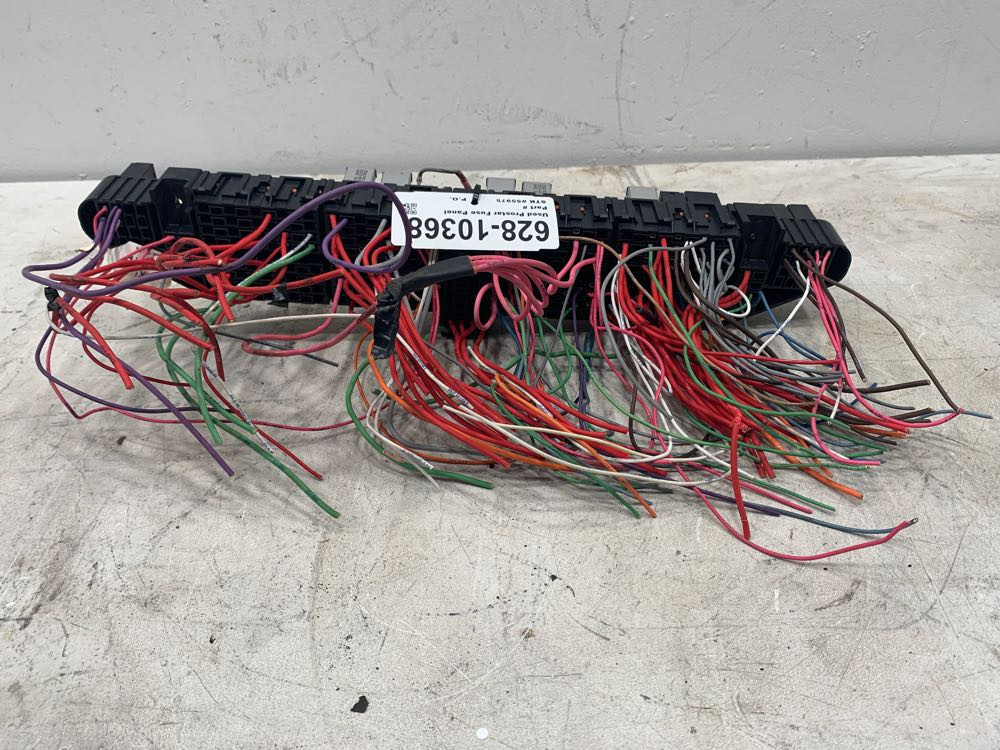 2013 International Prostar Fuse Panel (628-10368)