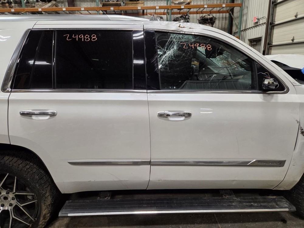 Fuse Box Engine Fits 15-20 ESCALADE 1540797