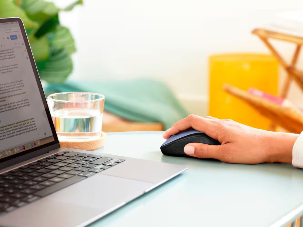 Logitech - M325s Wireless Optical Compact Ambidextrous Mouse - Wireless - Lilac