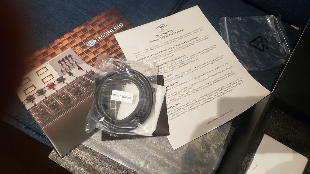 Universal Audio UAD-2 Satellite QUAD Core Firewire DSP Accelerator - Silver