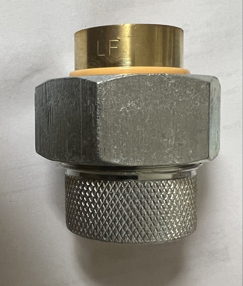 2x 1” FPT Brass Pipe Dielectric Union 168-005NL Soldered fitting & Threaded Lot