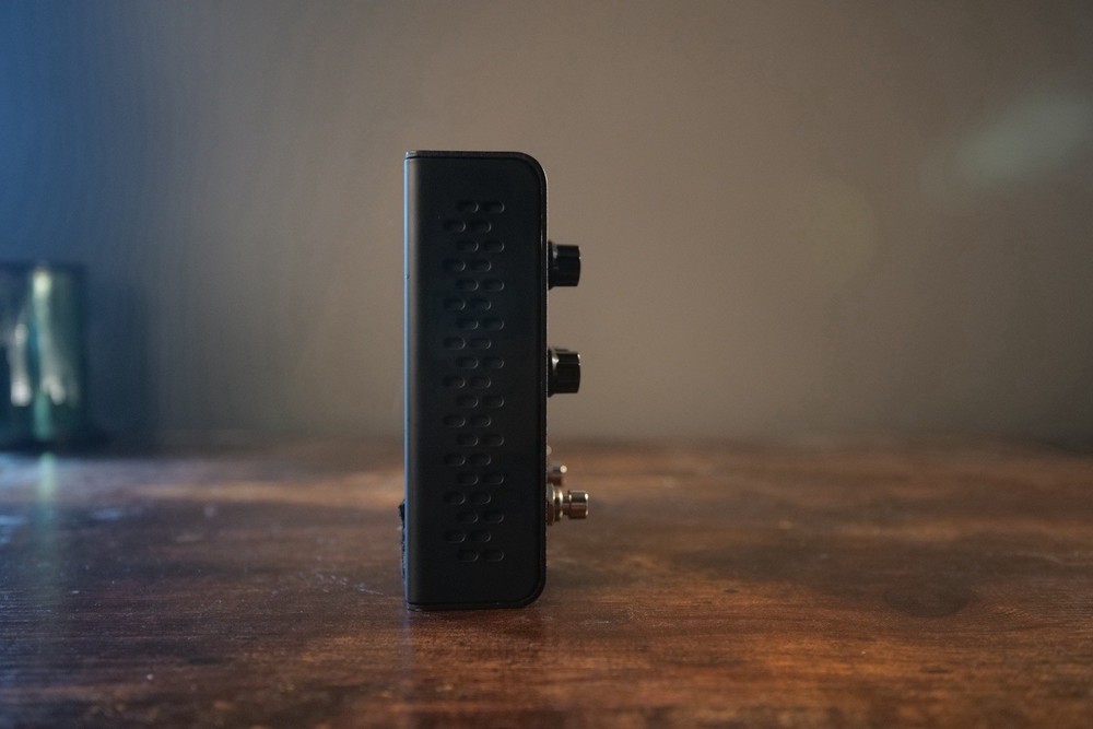 IK Multimedia ToneX Digital Guitar Effects Pedal Processor Compressor Reverb