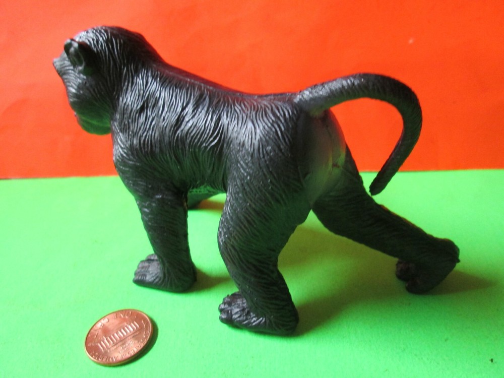 VINTAGE 1994 HARD PLASTIC ANIMAL BABOON FIGURE