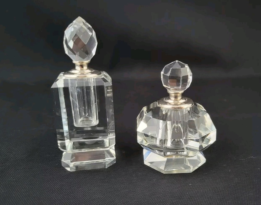 Crystal Perfume Set With Screw Top Applicator Oleg Cassini?
