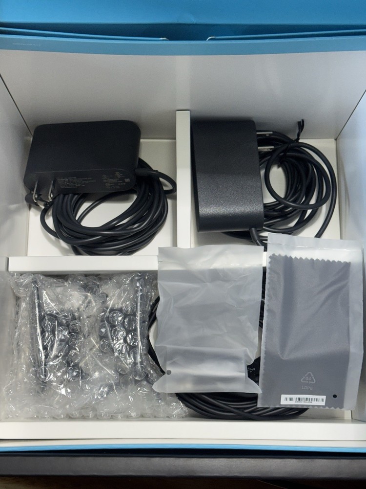 HTC Vive VR System Complete Open Box Headset Controllers Base Stations SteamVR