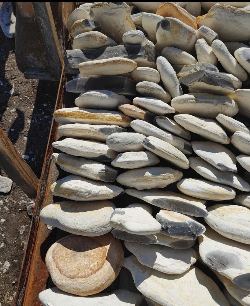 High Grade Flint Knapping Material - 25lbs Georgetown Blue Black Chert