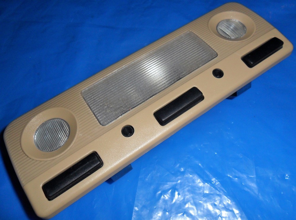 BMW E38, E39 INTERIOR LIGHT / READING LIGHT Beige