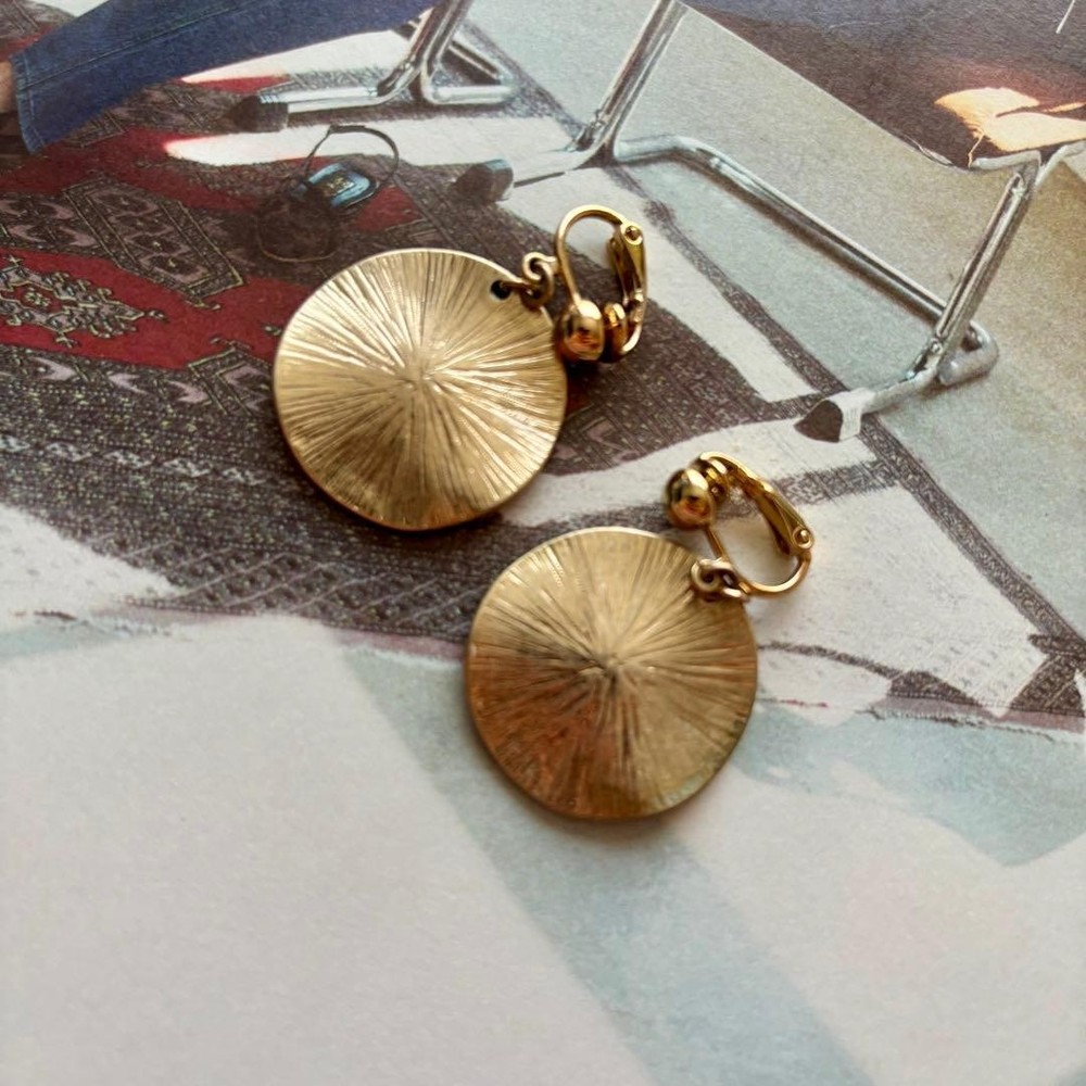 Ameri VINTAGE Gold Round Earrings, Vintage Style, Unused, 2.5cm