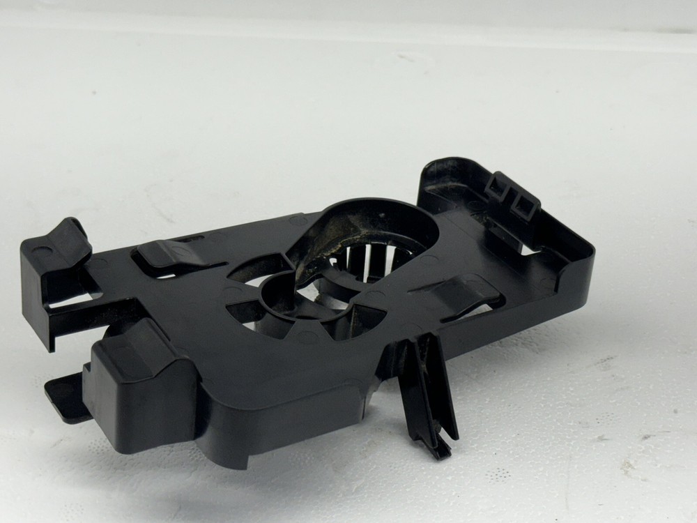2019-2021 VOLKSWAGEN JETTA TRANSMISSION COMPUTER CONTROL BRACKET MODULE OEM