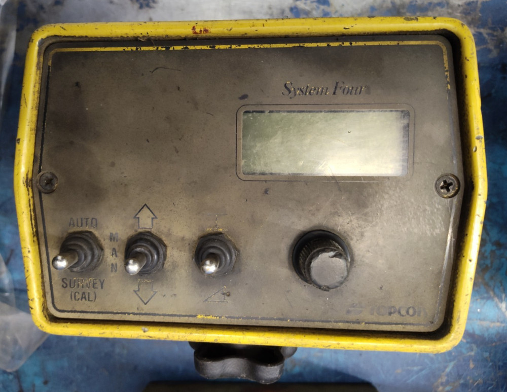 Topcon Grade Control System Four/Sonic Tracker II SET