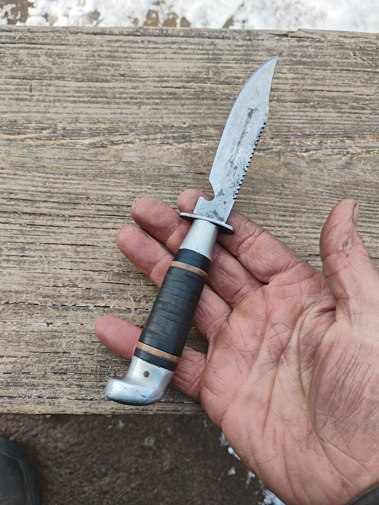Vintage Fixed Blade Hunting Knife No Sheath