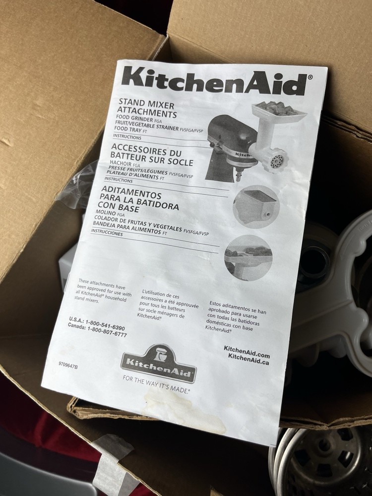 Kitchen Aid Meat Grinder and Attachments Excellent Condition Clean