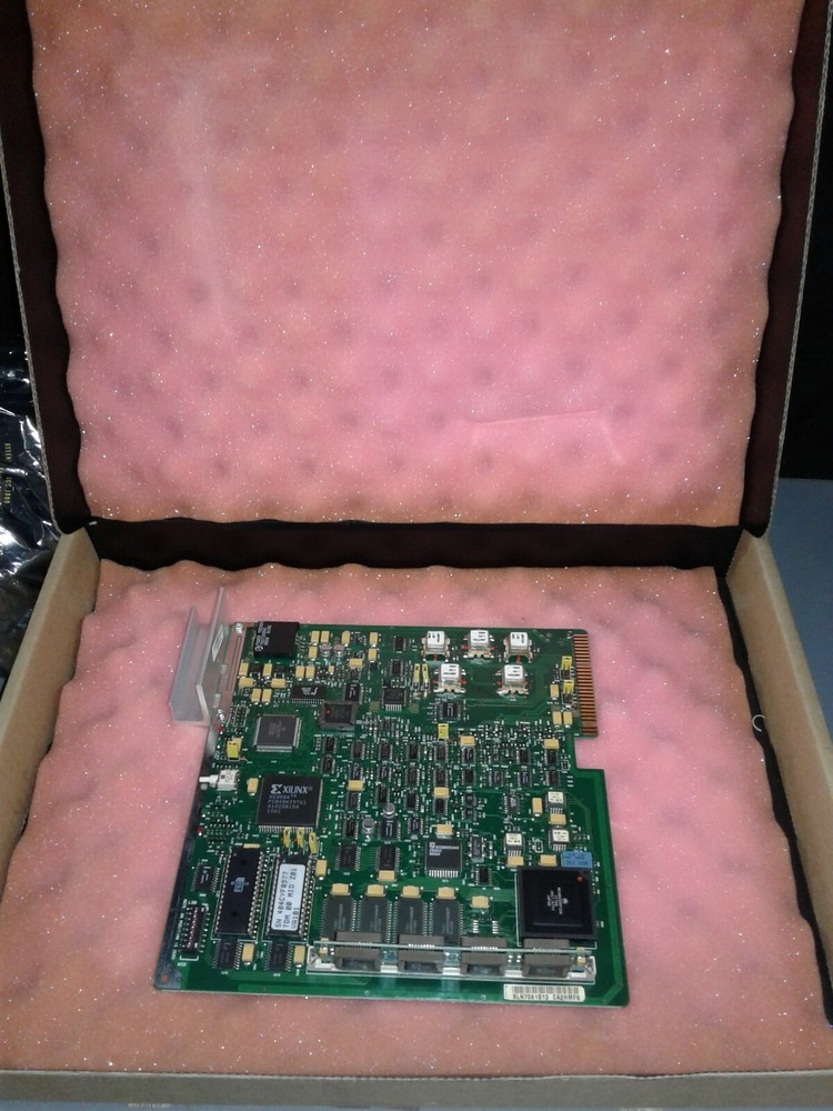 MOTOROLA BLN7061B13  CA2HMF8 BOARD