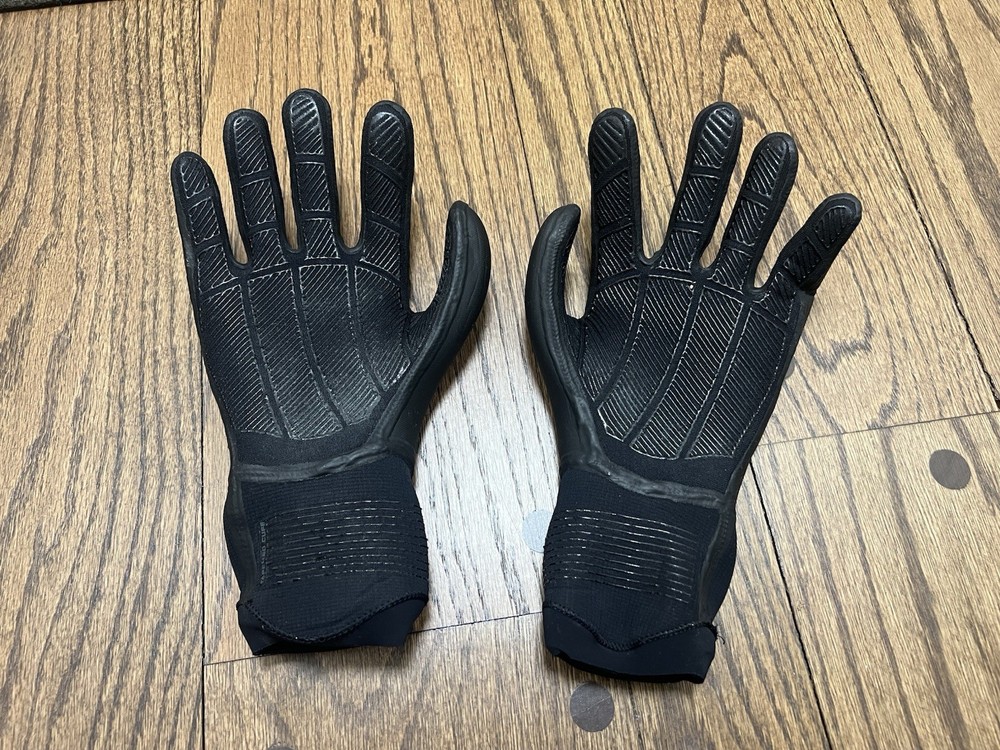 Oneil Psychotech 3mm and 5mm Wetsuit Gloves Size Medium