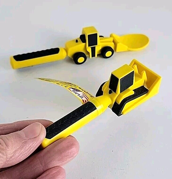Constructive Eating® FRONT LOADER SPOON & BULL DOZER PUSHER (USA Made)