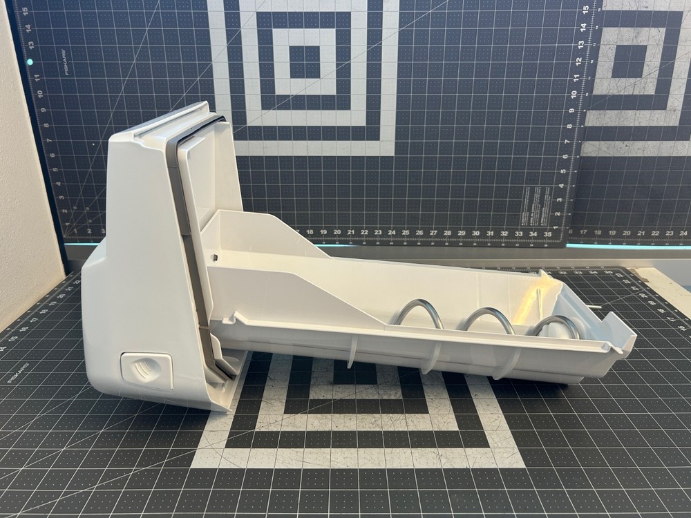 Maytag Refrigerator Ice Bucket Assembly P# WPW10324090