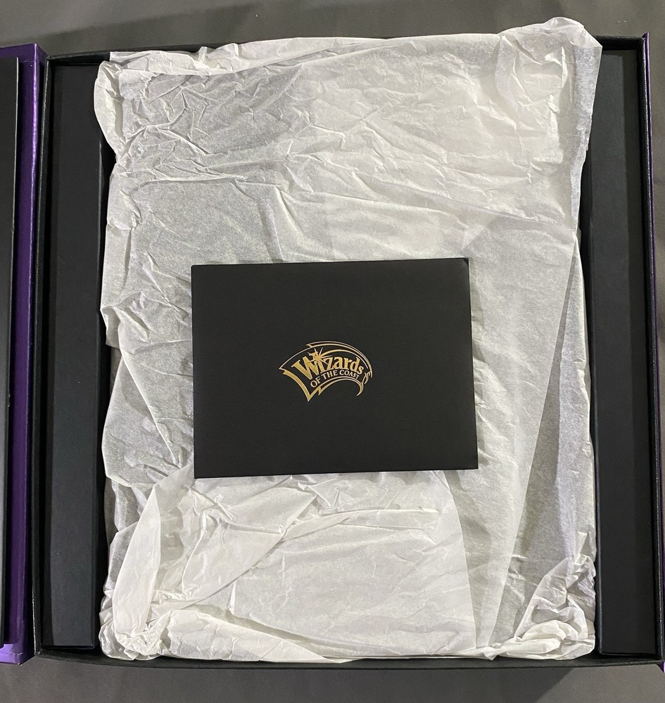 Throne of Eldraine - Deluxe Collector's Edition - Complete with Code