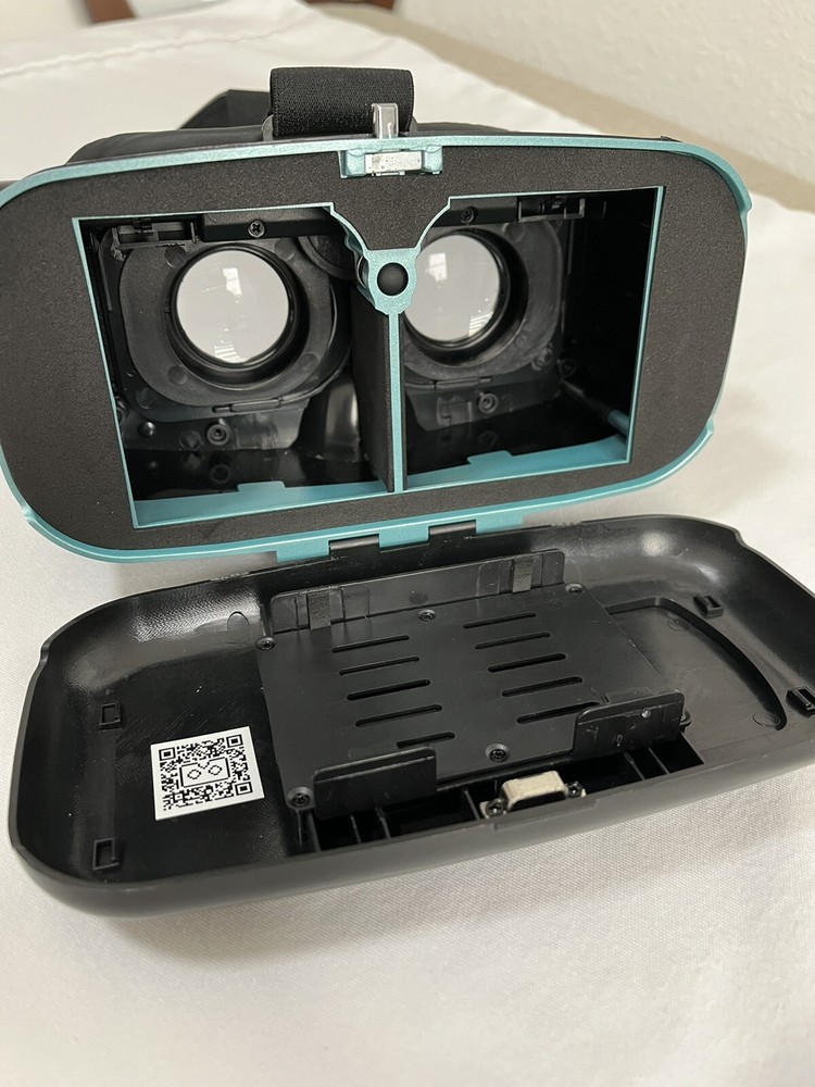 Retrak Virtual Reality Headset