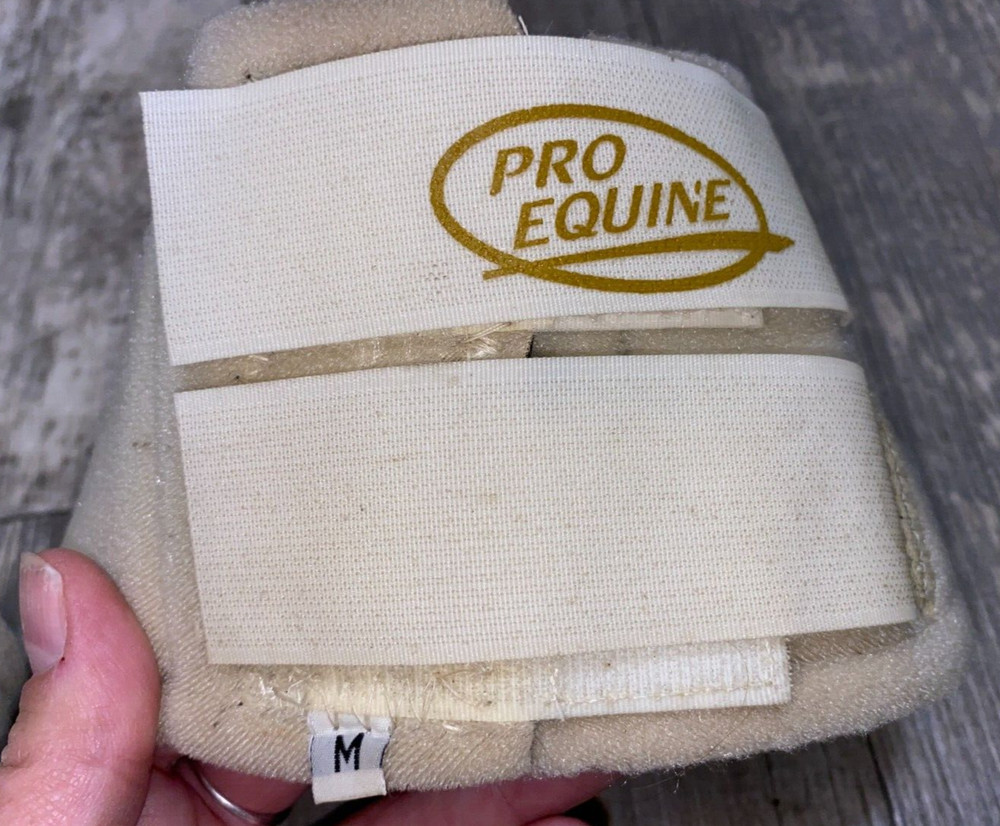 MEDIUM PRO EQUINE WHITE BELL BOOTS