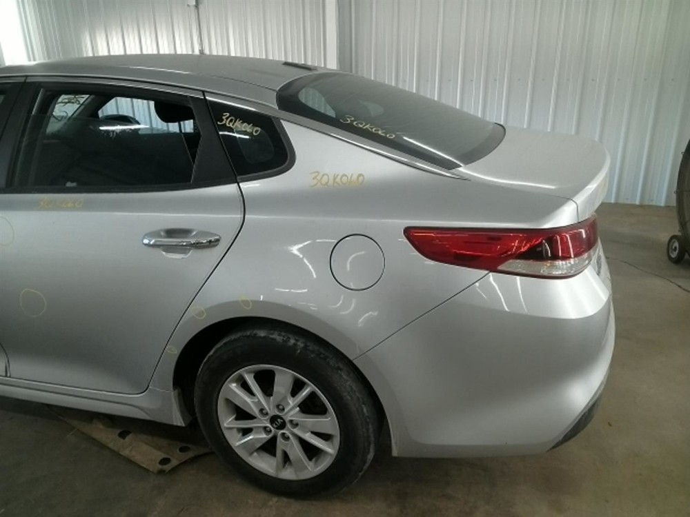 OPTIMAKIA 2016 High Mounted Stop Light 104737589