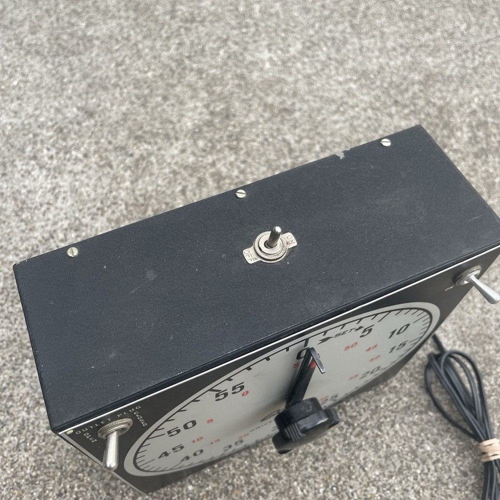Vintage Gra Lab Universal Timer Model 165 TESTED & WORKS
