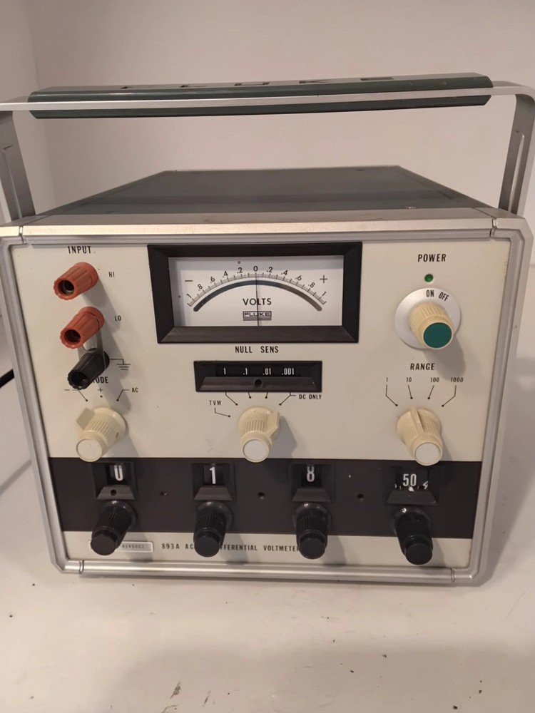 FLUKE 893A AC/DC DIFFERENTIAL VOLTMETER