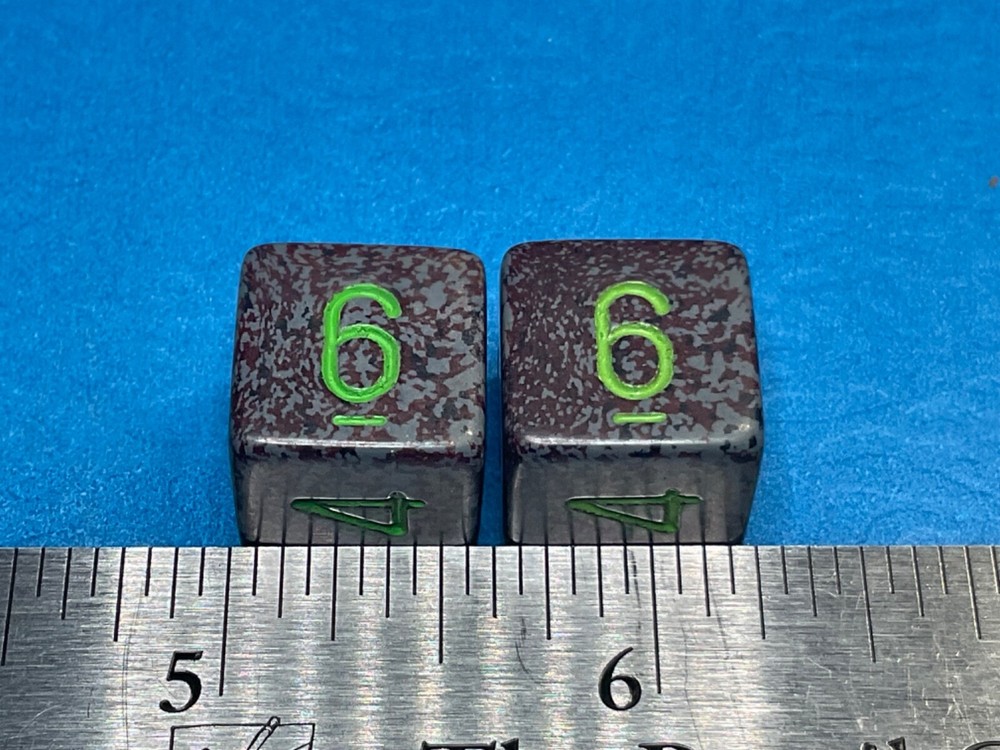 BEAUTIFUL PAIR OF NUMBERED DICE —S-2-