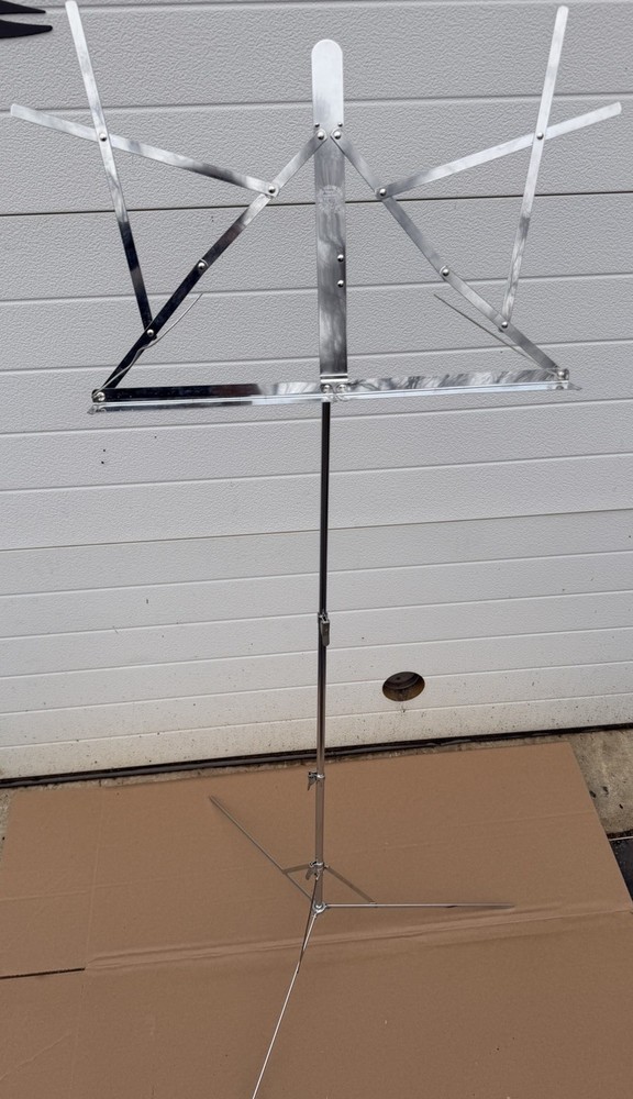 The Hamilton Combination Adjustaable Height Portable Music Stand With Case
