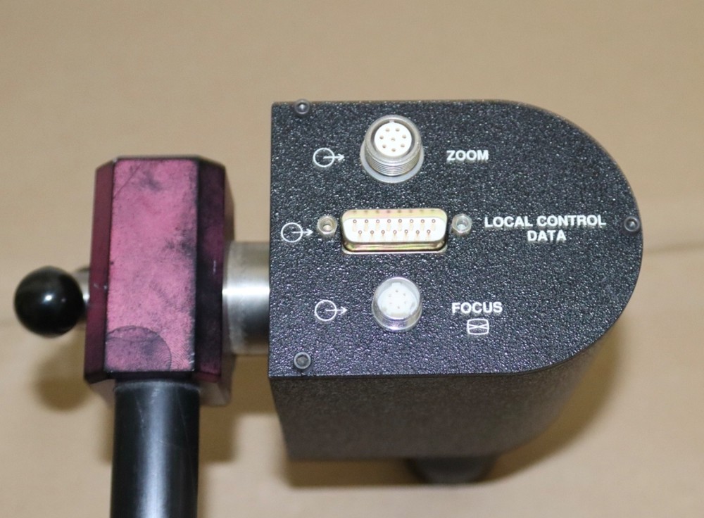 Vinten MC-2000 Robotic Controller Motorized Rotate Head.with handle, Data wire