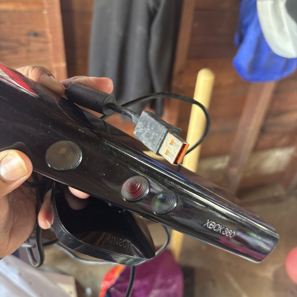 Microsoft Xbox 360 Kinect Motion Sensor Camera Wired Black