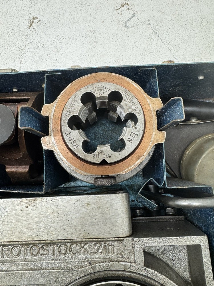 Rotostock pipe threader 2in kit