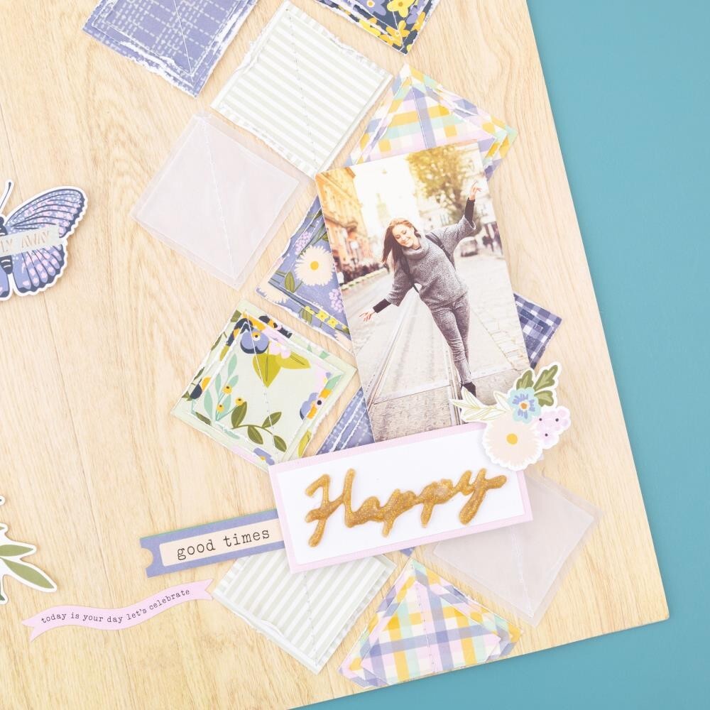 We R Memory Makers Creative Flow Hot Glue Sticks Multiple Colors Glitter