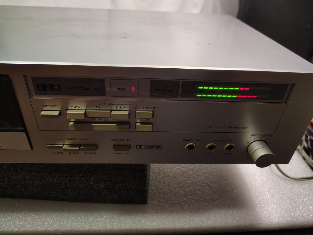 YAMAHA K-200A cassette deck