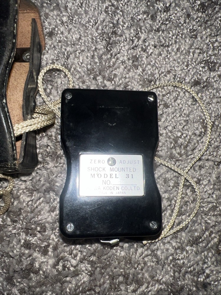 Vintage Sunset Unittic Model 31 Light Meter with Leather Case