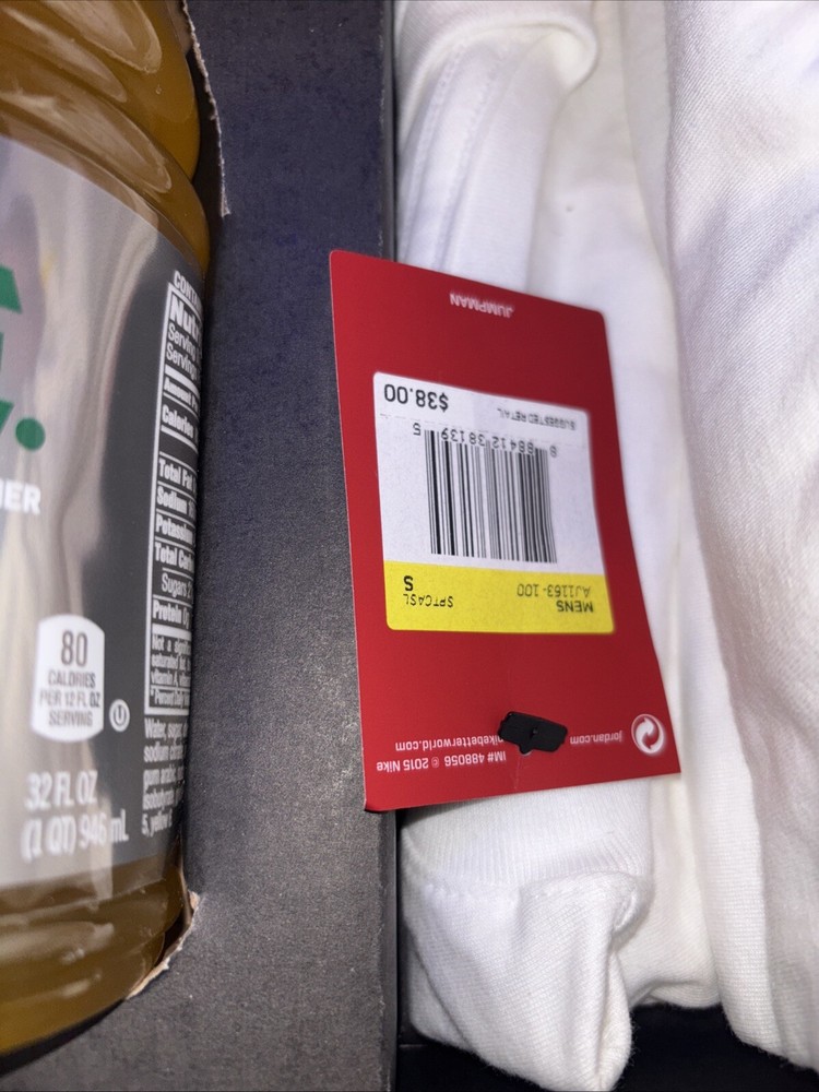 Gatorade Be Like Mike Bundle Box Size Small T-Shirt Bottle Gatorade Collection
