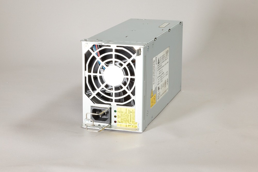 Apple X-Raid Kit includes,Power supply,Drive Module,Cooling Unit,RaidContlr