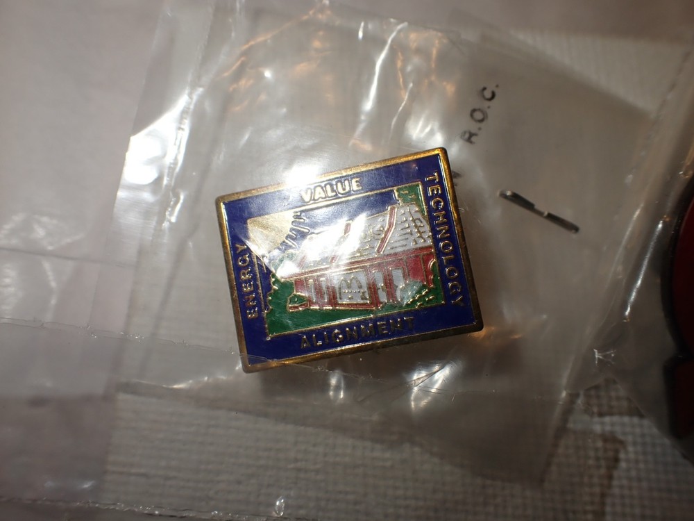 8 Assorted McDonalds Enamel Lapel Pins NIP NEW