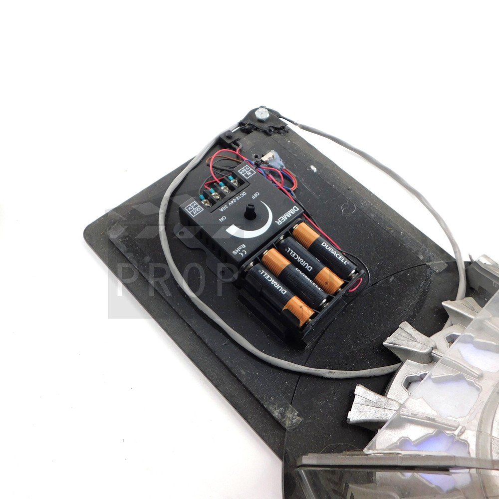 THE 100 Mind Drive Reader Original Prop (6385-2414)